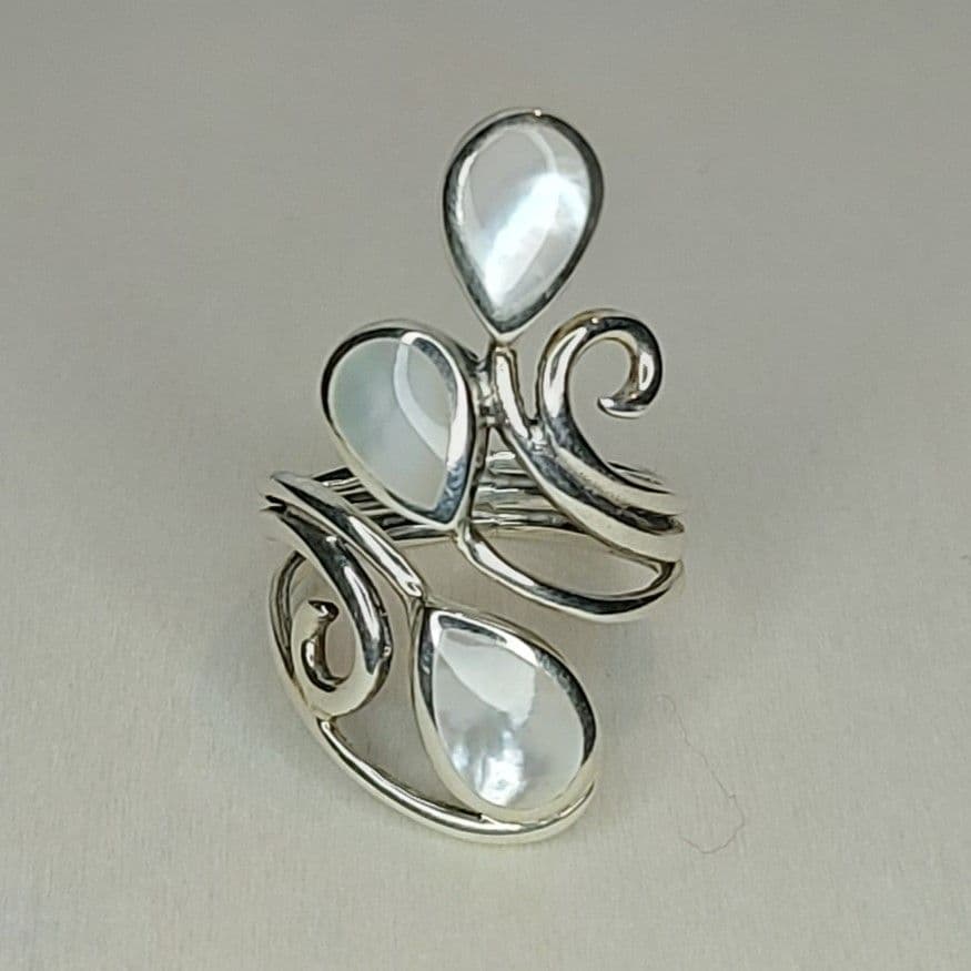 Mother of Pearl & Sterling Silver Adjustable 3 Tears Ring