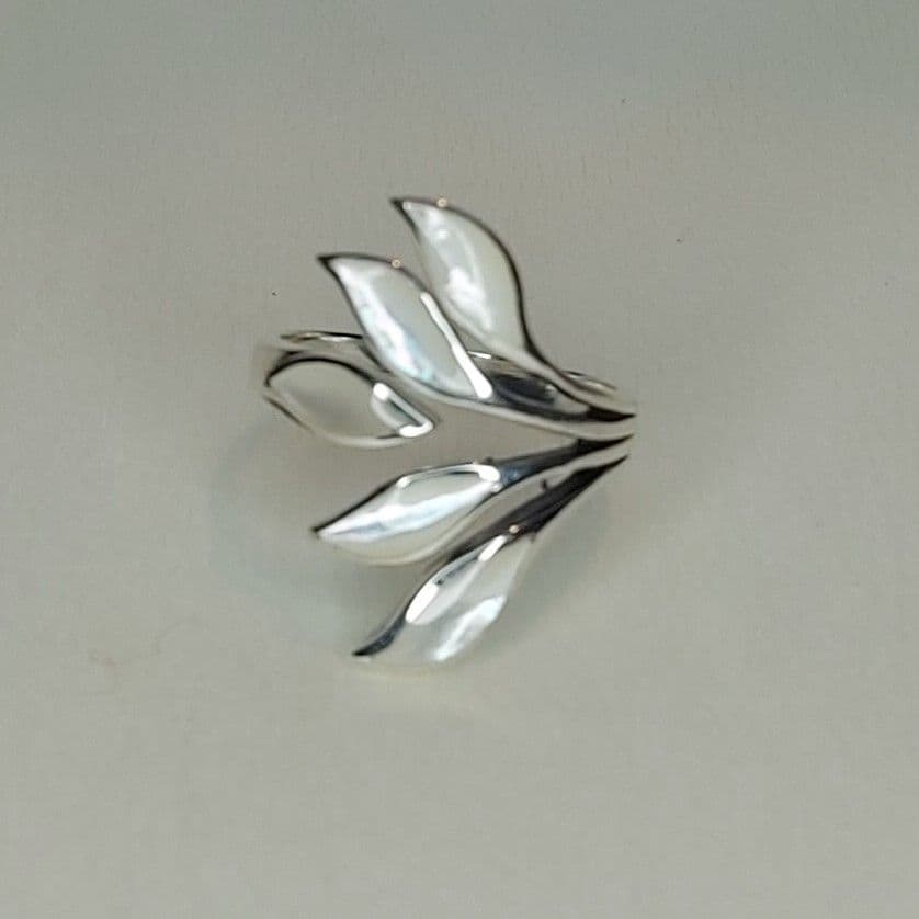 Mother of Pearl & Sterling Silver Fan Ring